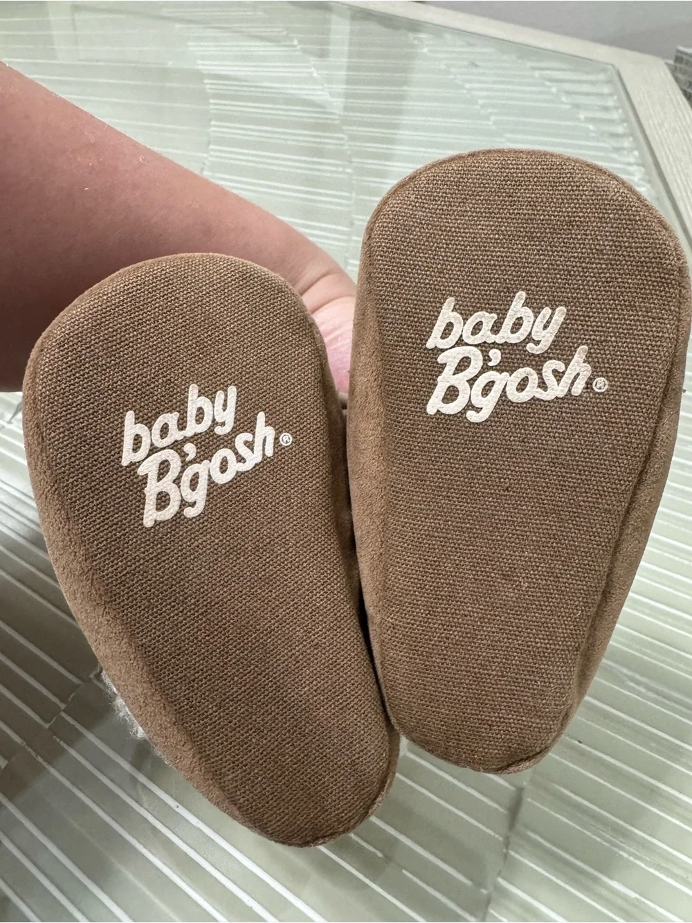 OshKosh Bgosh brown suede