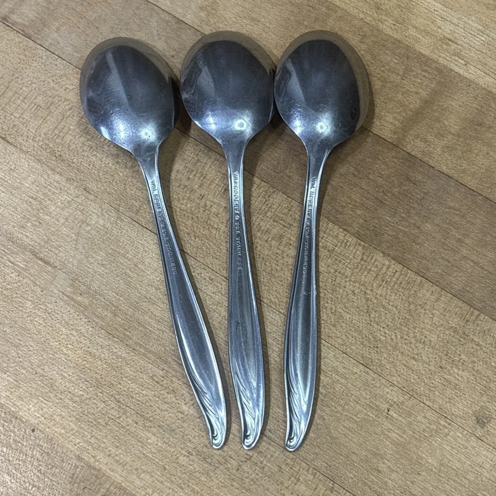 Wm. Rogers & Son lot these stainless