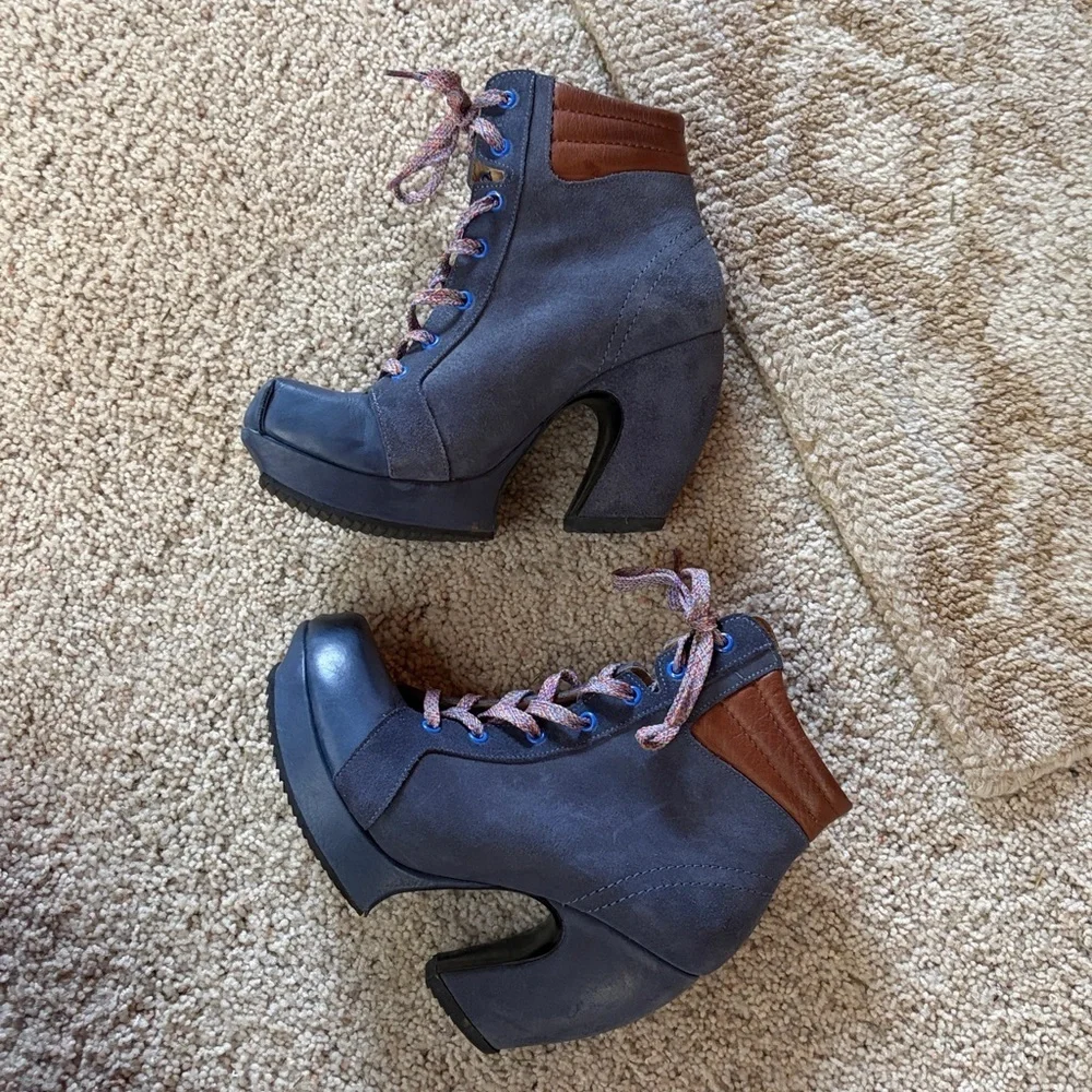 John Fluevog excellent pre