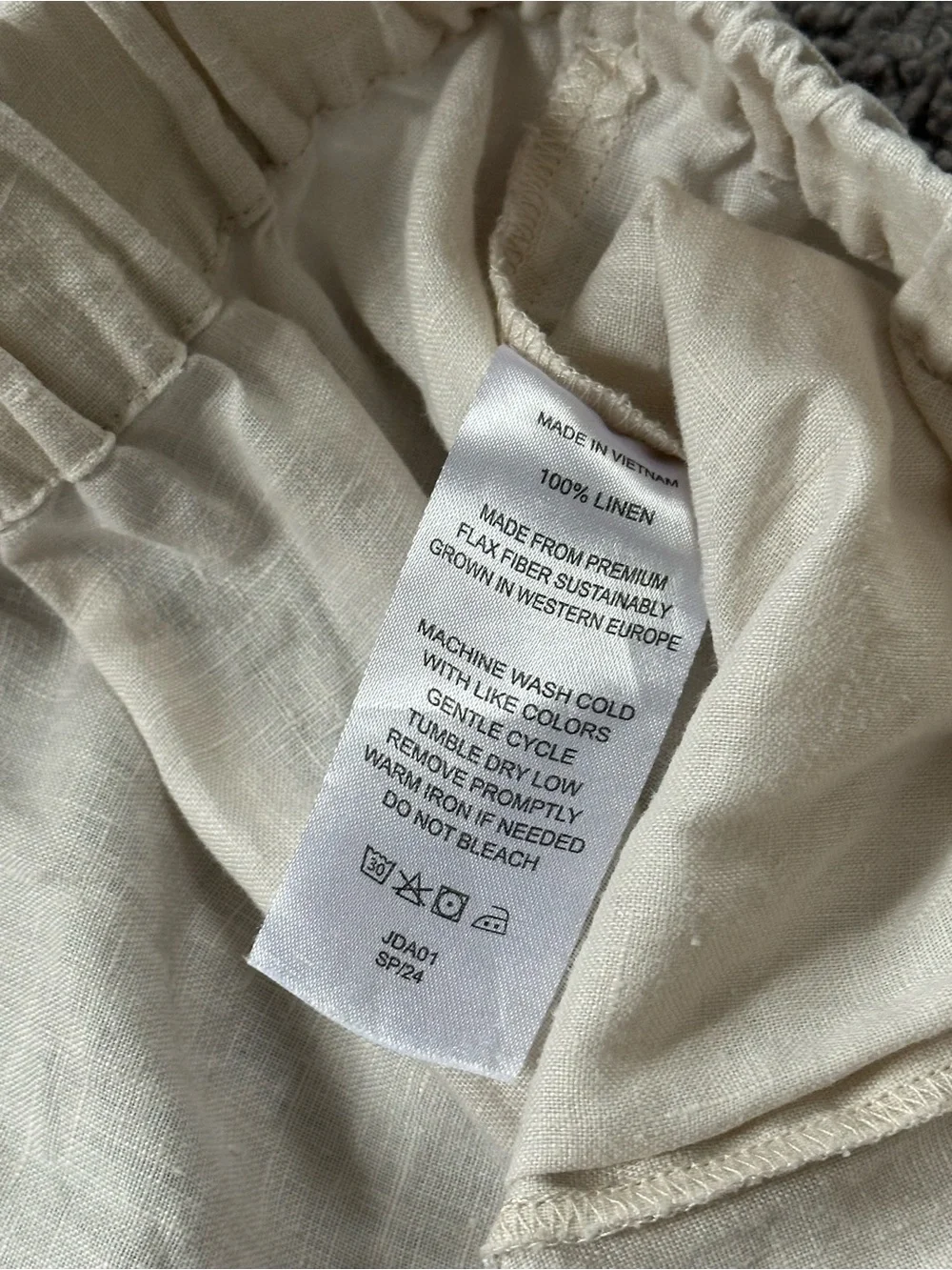 Quince lightweight beige