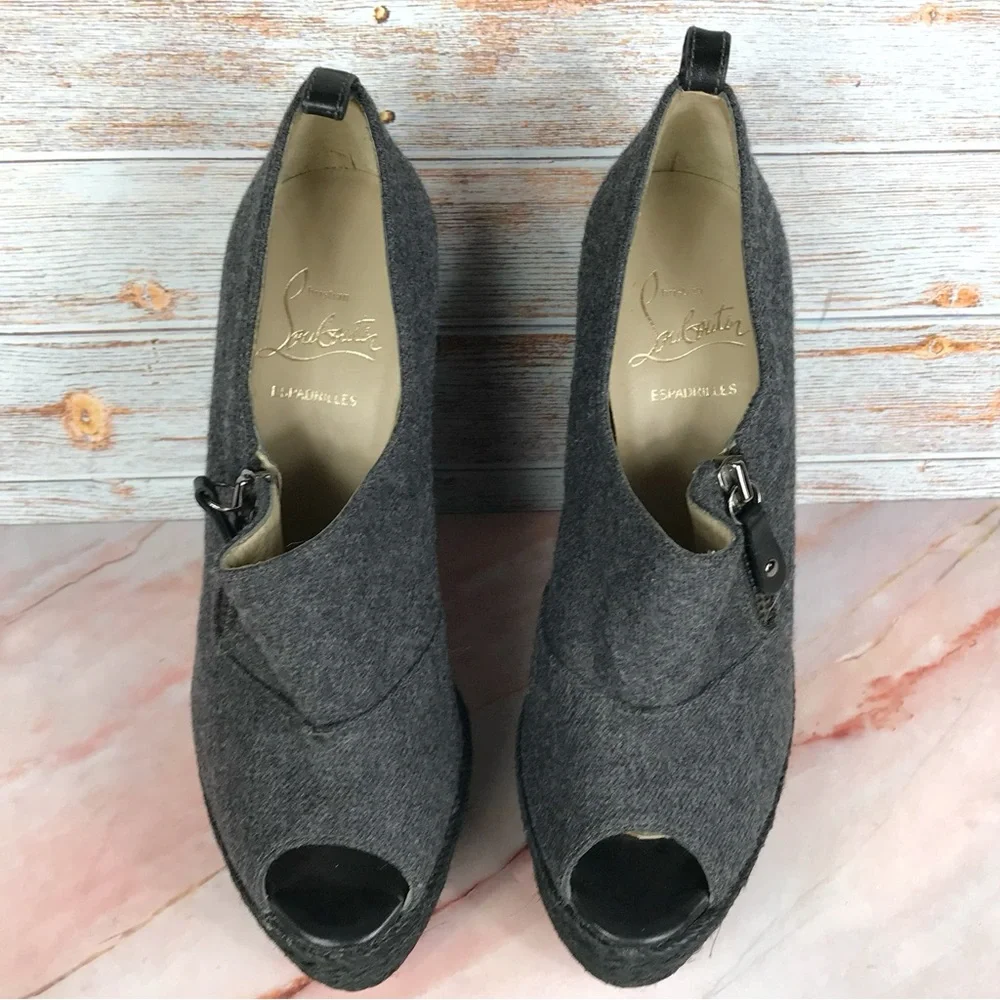 Christian Louboutin orders black day