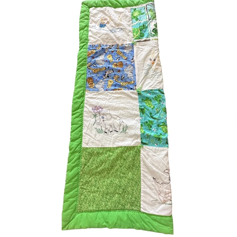 Vintage Handmade Baby Quilt Embroidered‎ Animal Patchwork Green 36x48 Nursery