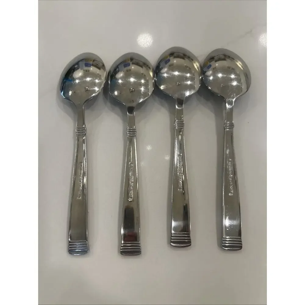 Wallace dining these