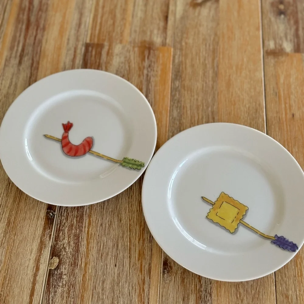 Crate&Barrel Tidbits Appetizer Plates Nancy Green Set of Two