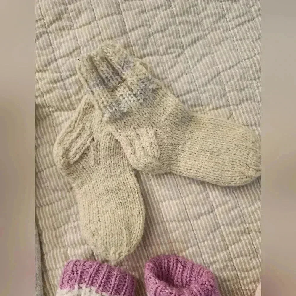Handmade girls wool
