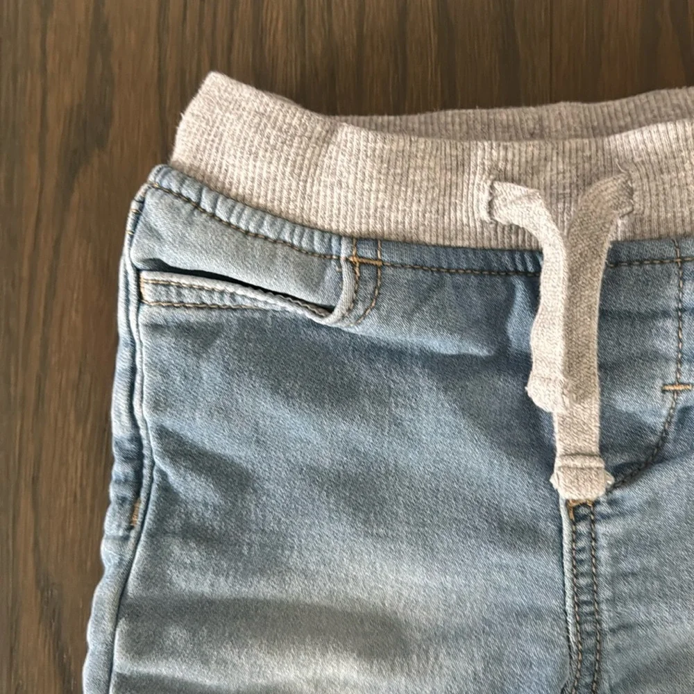 OshKosh B’gosh Baby Boys Pull-On Knit Denim Jeans Light Wash 18M