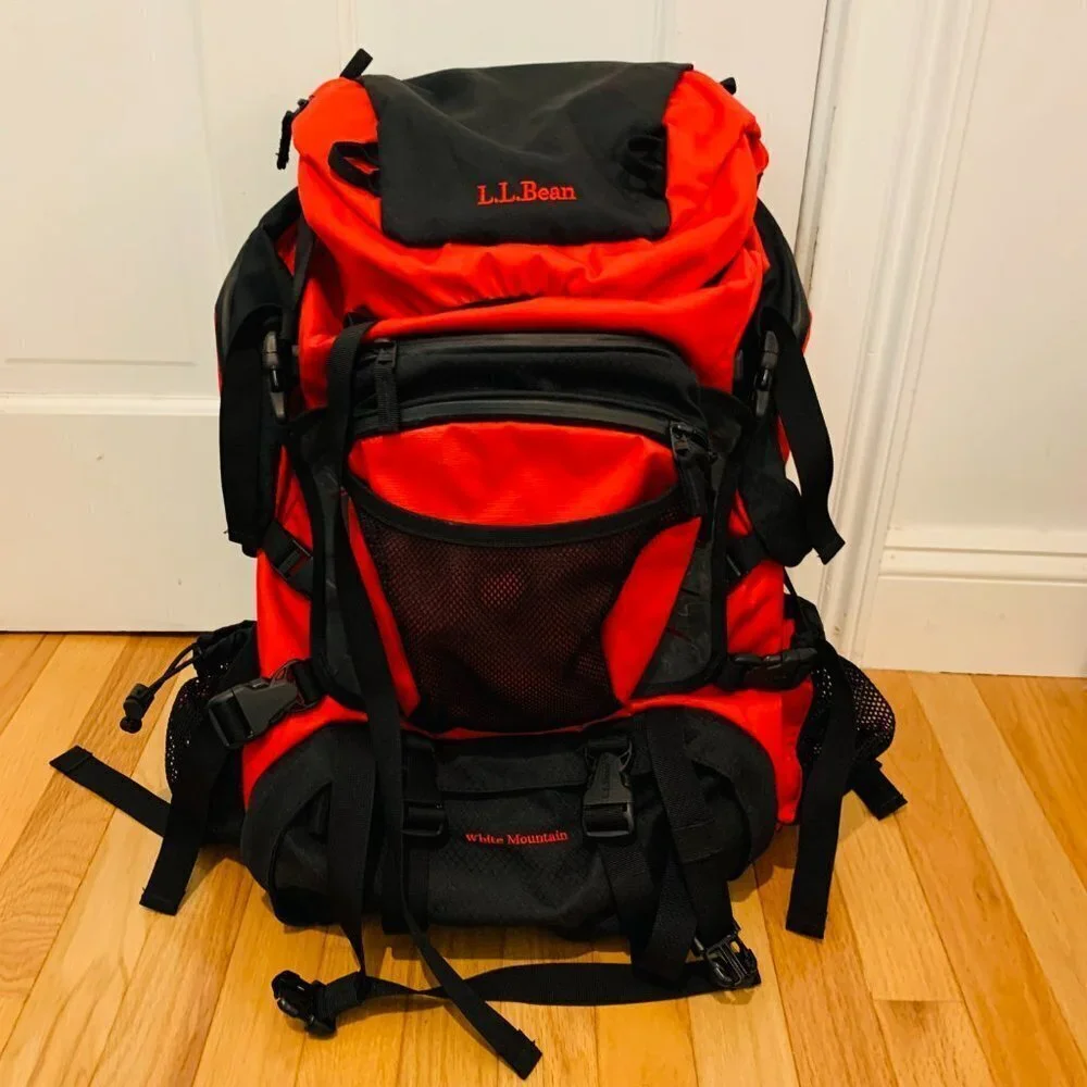 LL Bean White Mountain Hiking Bag Multipocketed Red Frame In Like New Condition