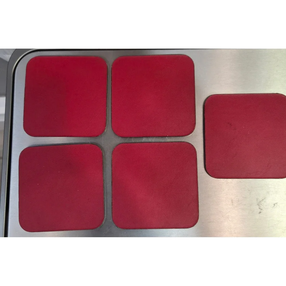 Unbranded vintage set
