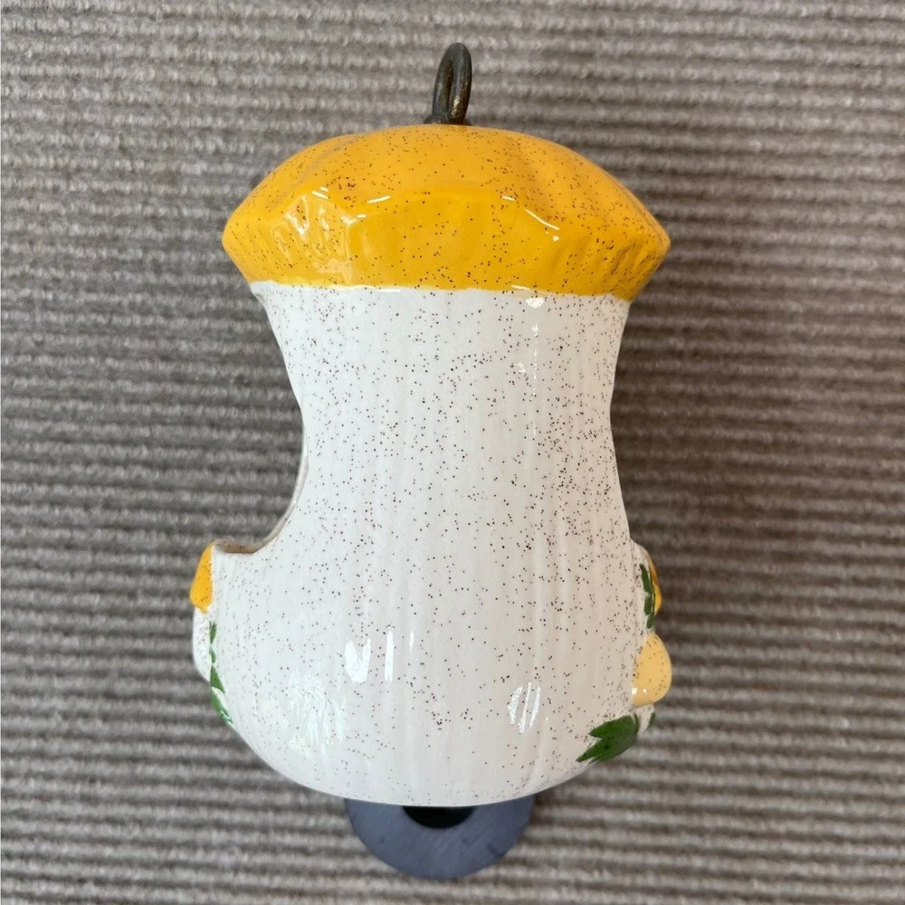 N/A vintage ceramic