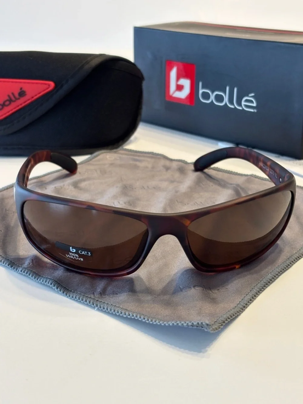 bolle cleaner uva case