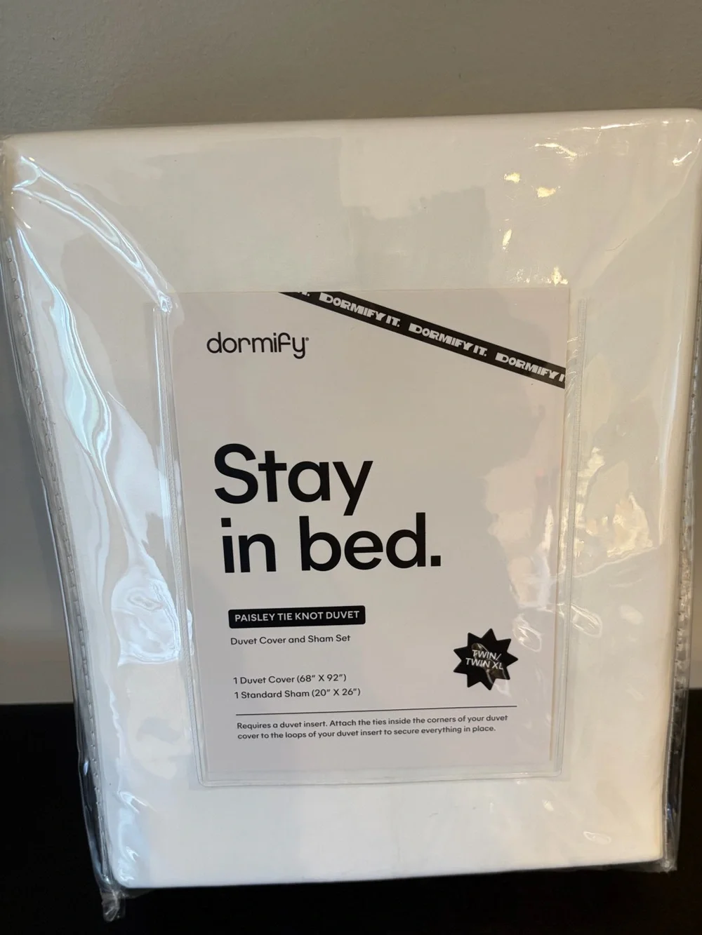 Dormify White Paisley Tie Knot Duvet Cover & Sham Set