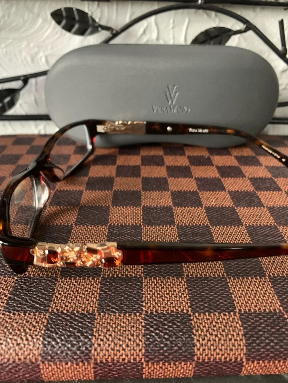Vera Wang elegant tortoiseshell