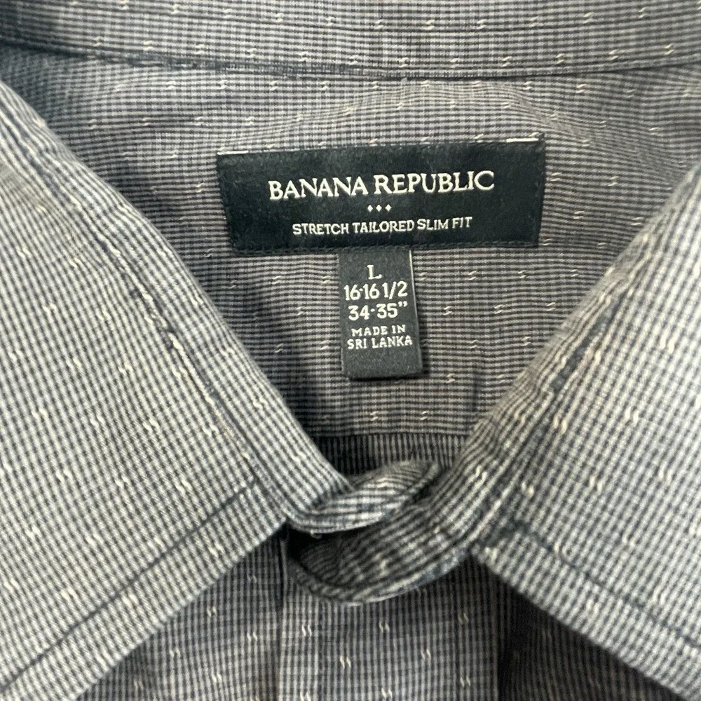 Banana Republic please see