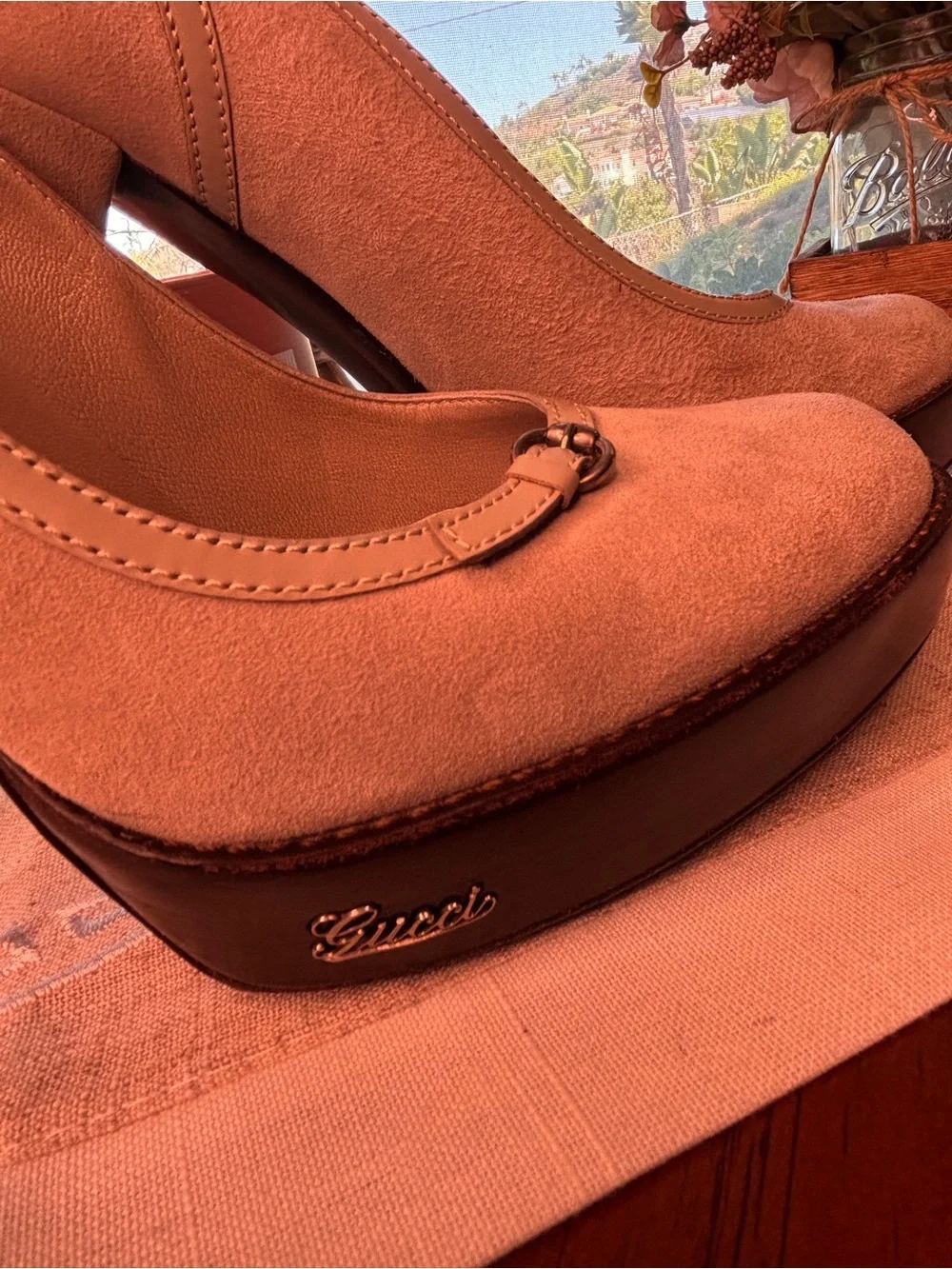 Gucci platform pumps