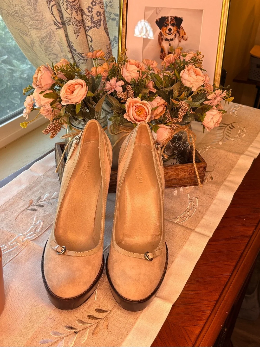 Gucci platform pumps