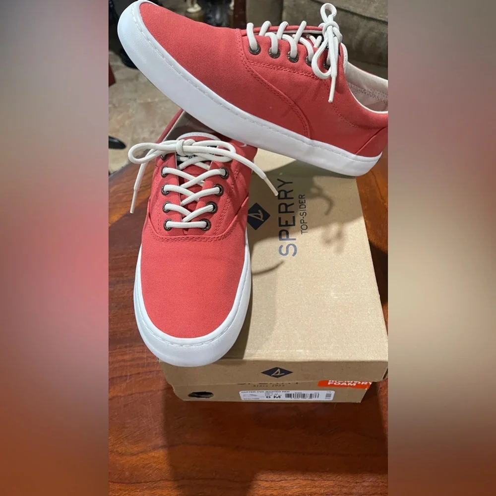 Sperry questions leave
