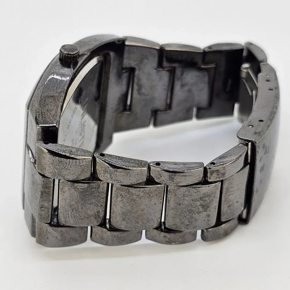 Kenneth Cole used working