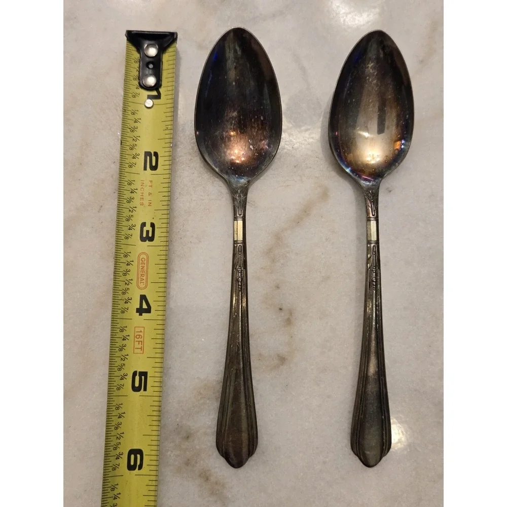 Oneida tudor plate