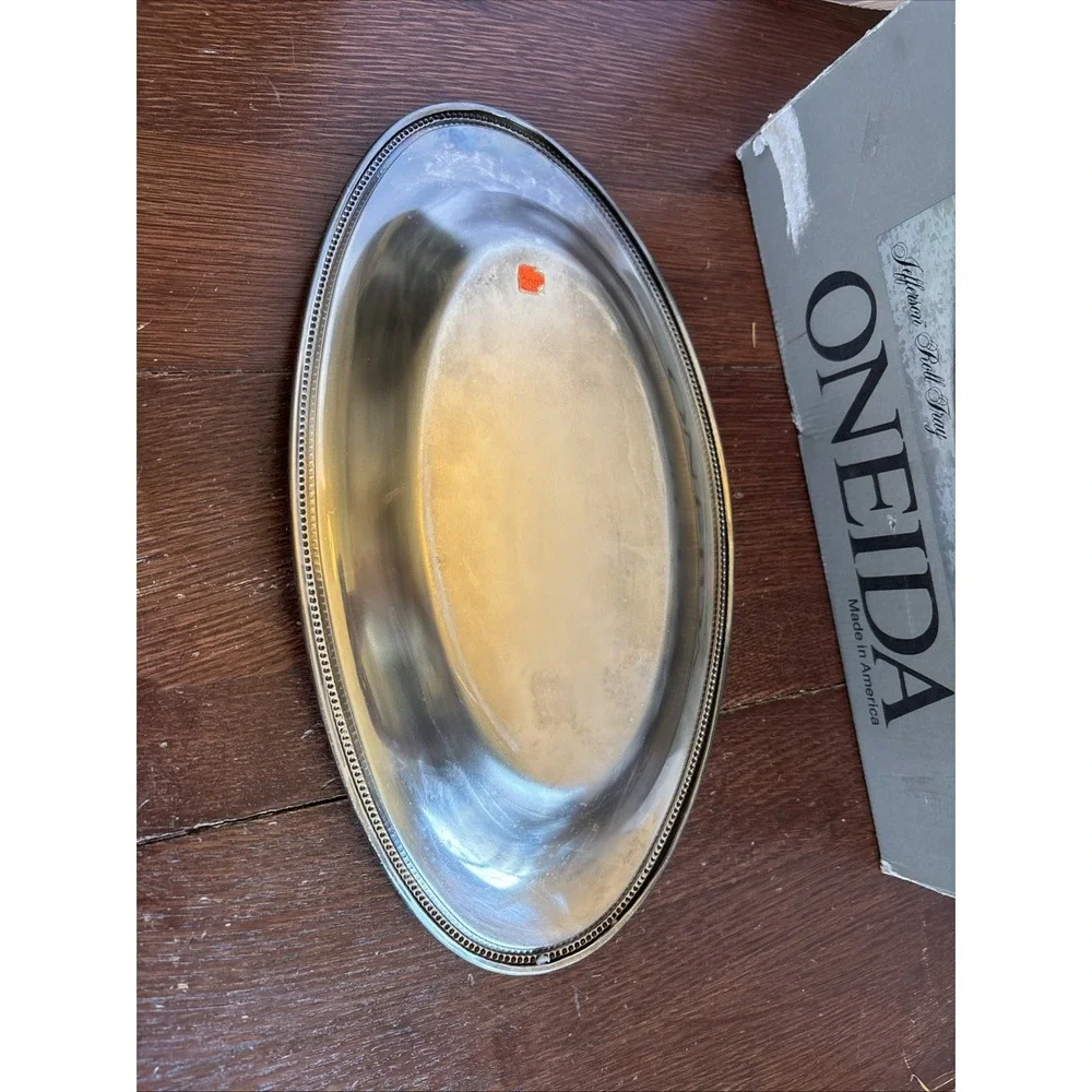 Oneida Silverplate 13 1/2