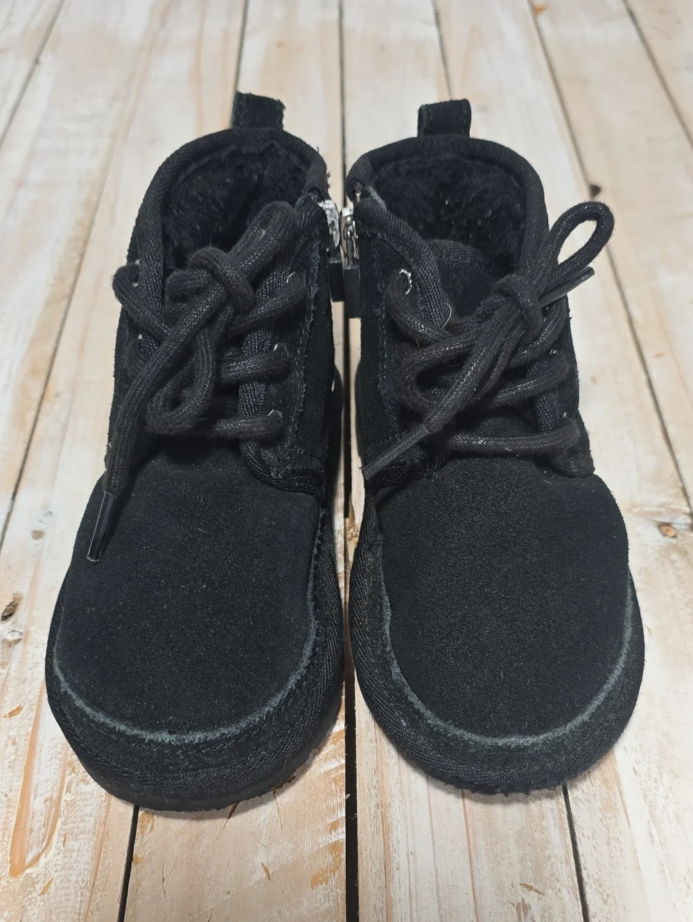 UGG unisex toddler