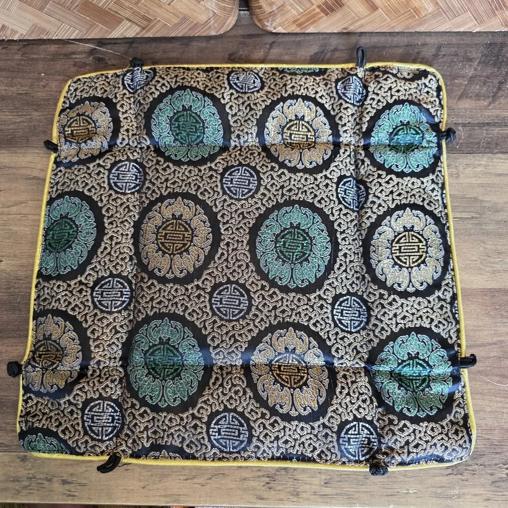 N/A fabric valet