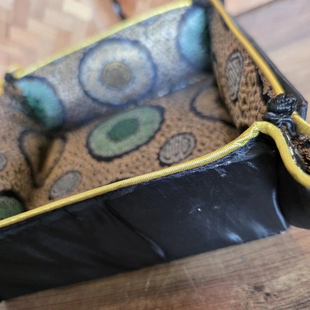 N/A fabric valet