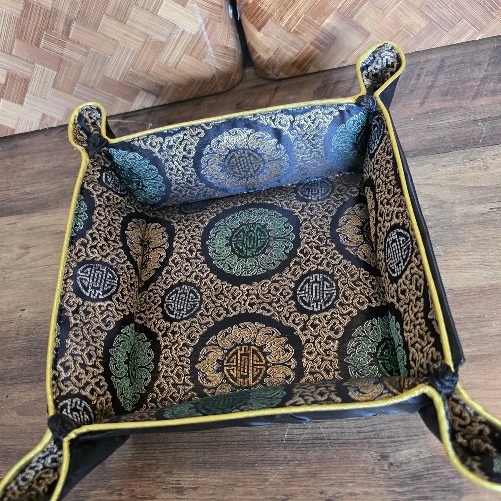 N/A fabric valet