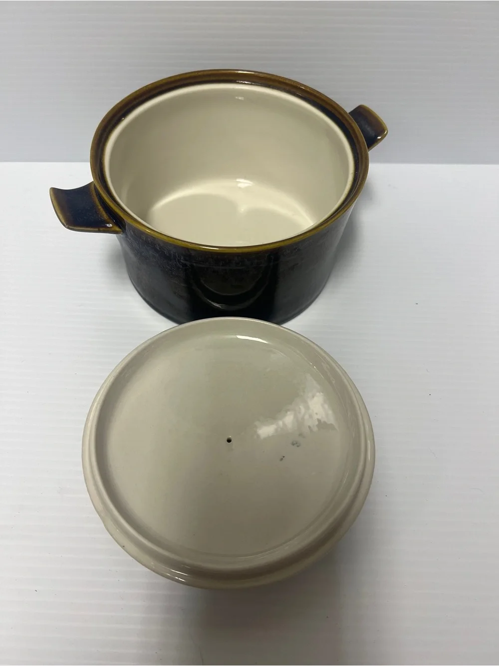 N/A small round