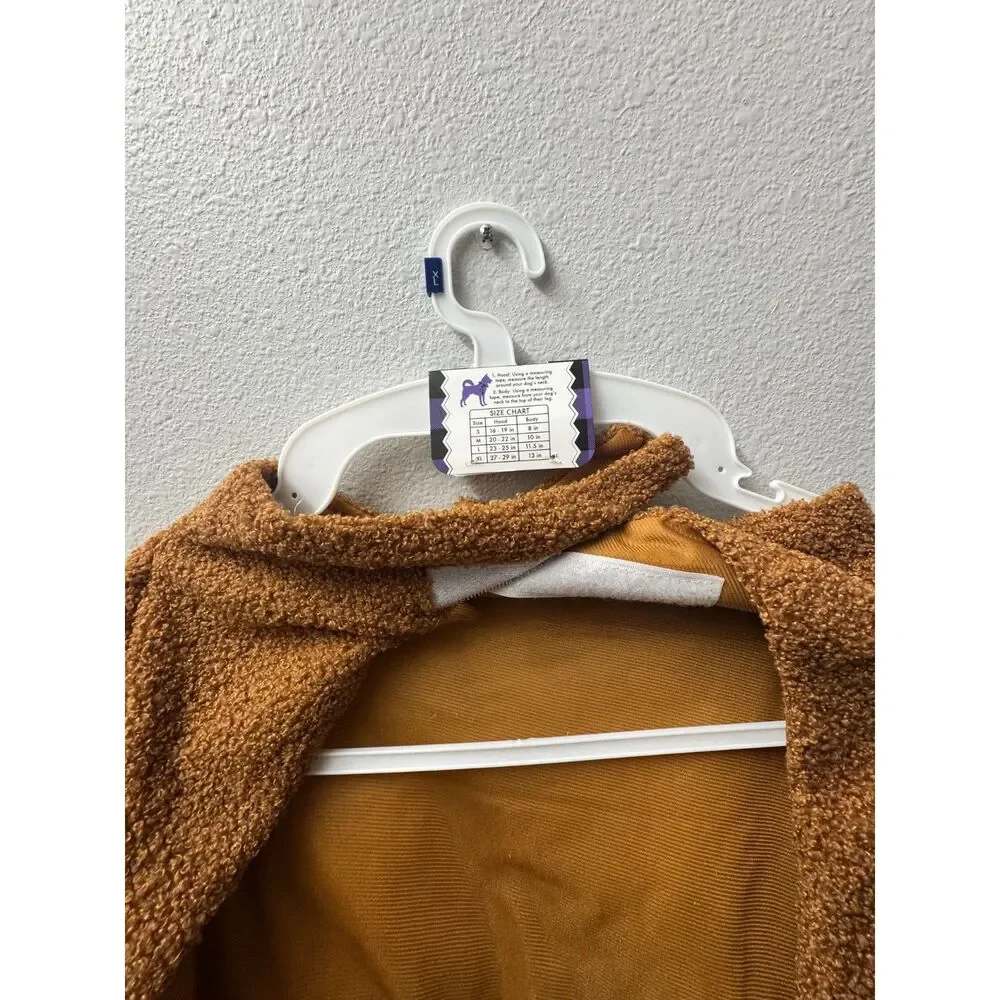 Woof details brand
