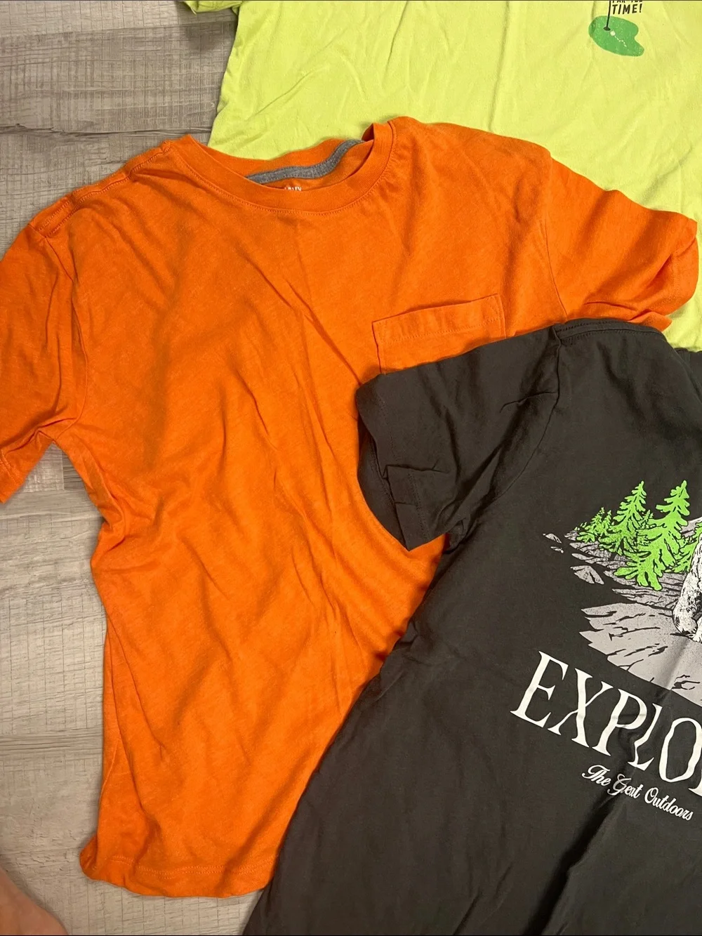 Old Navy lot tees