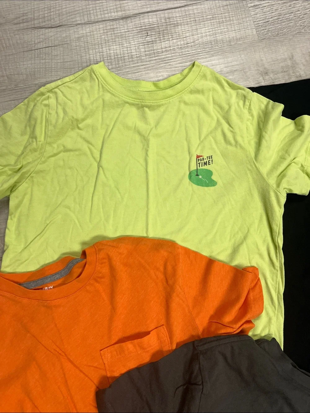 Old Navy lot tees