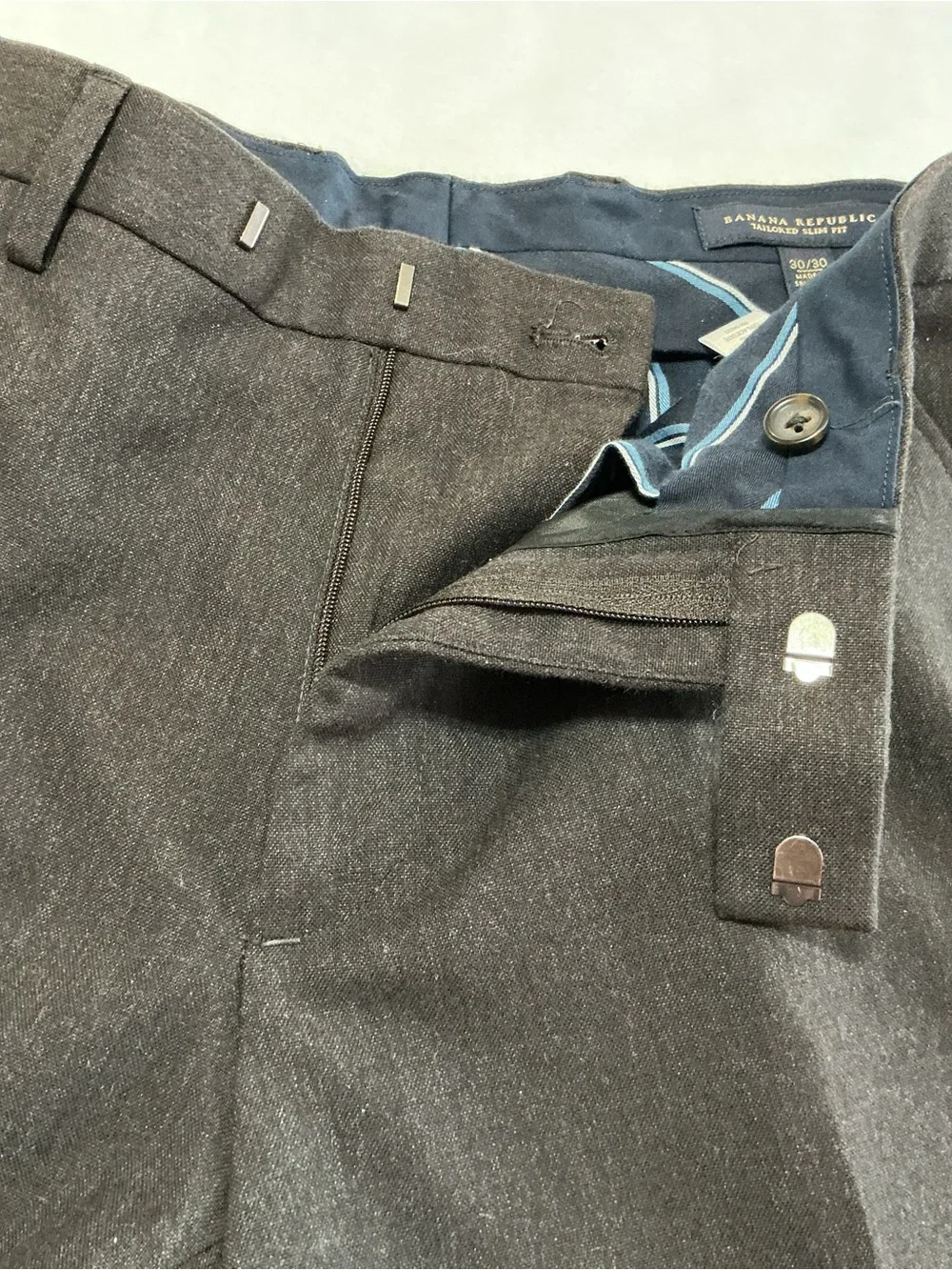 Banana Republic note clothing