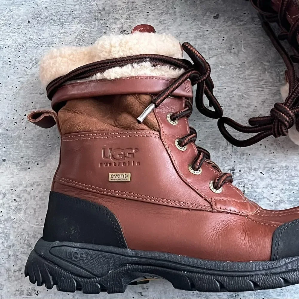 UGG kids butte