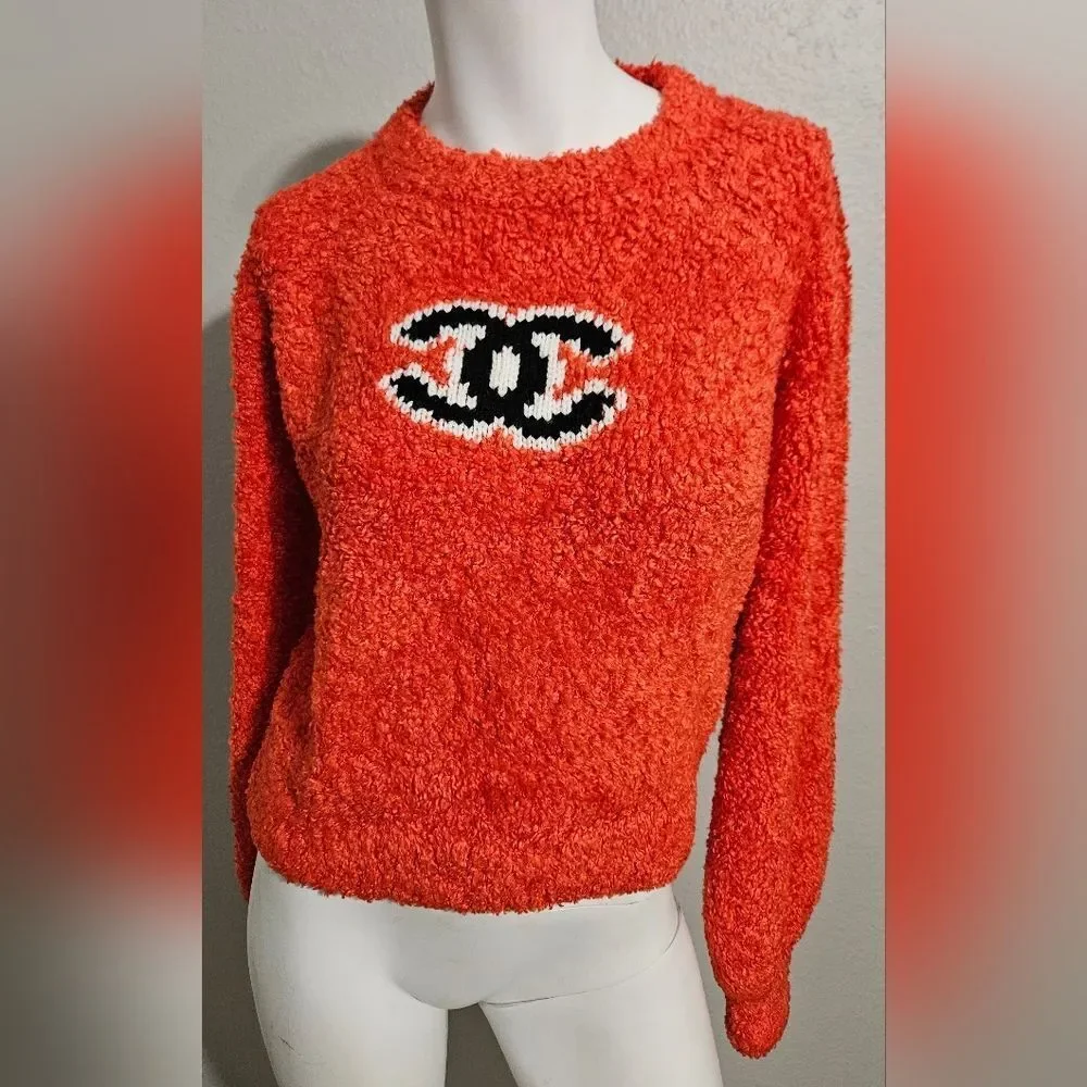 CHANEL nwt red