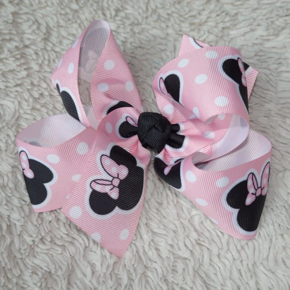 Disney pink polka