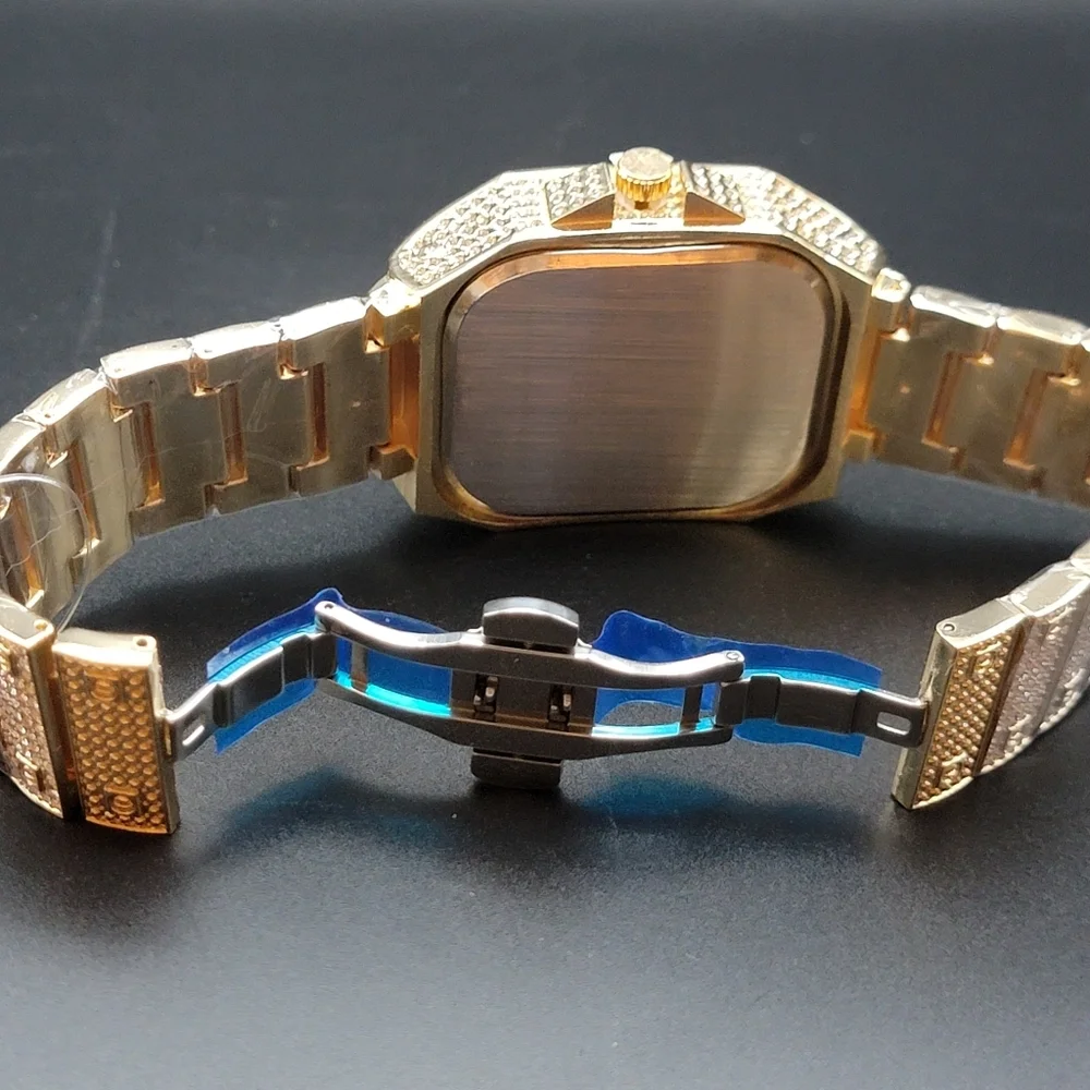 Montres Carlo new gold