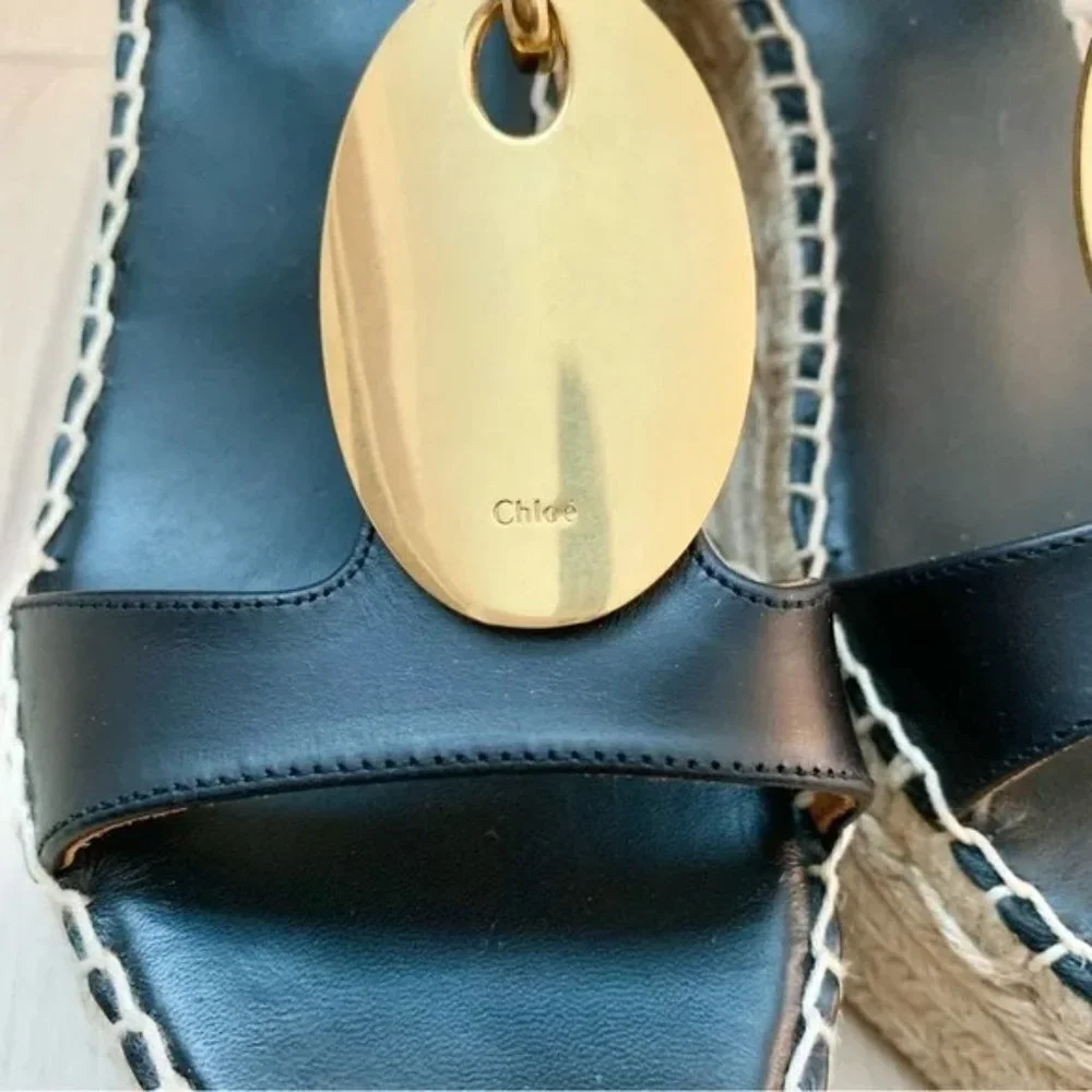 Chloe new box