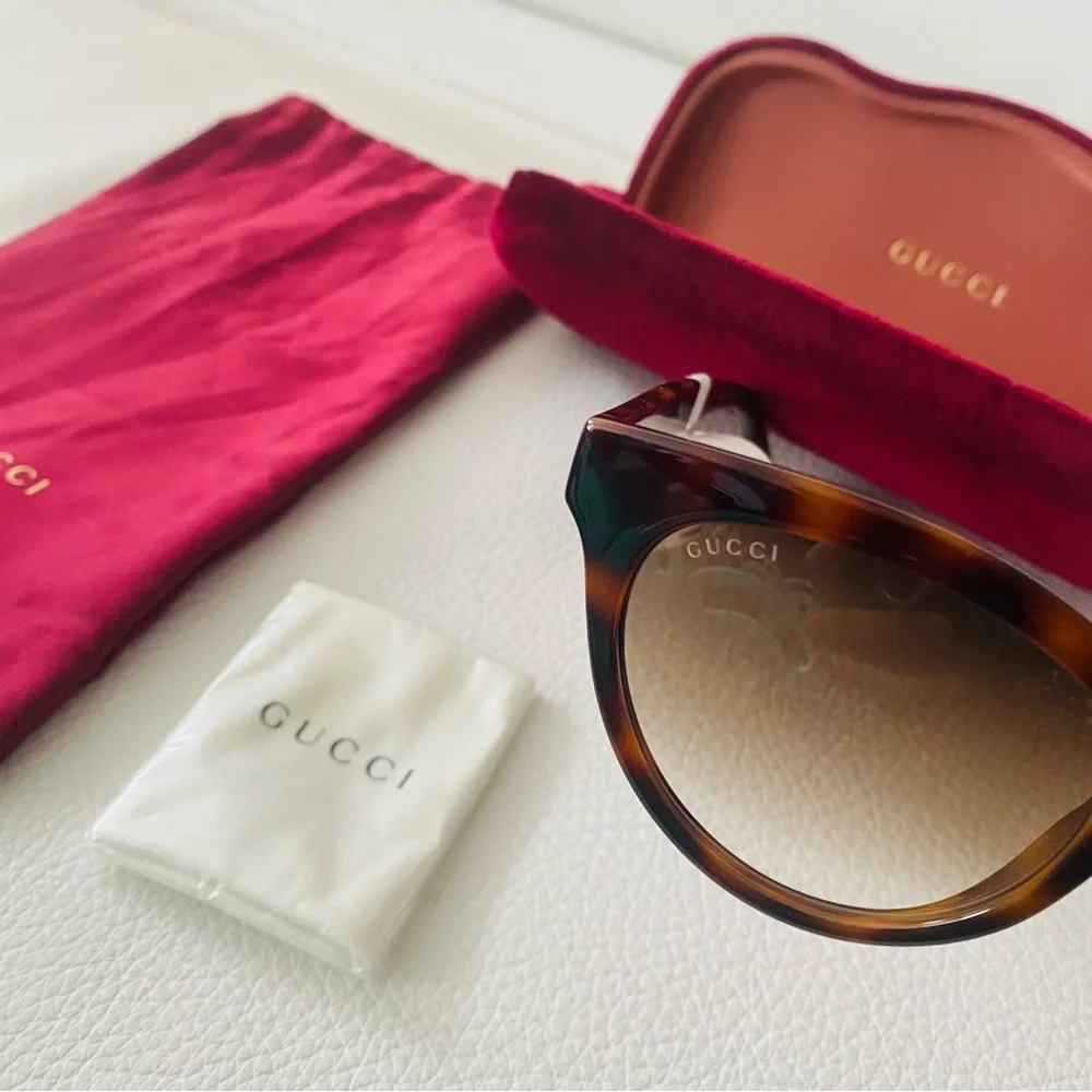 Gucci sunglasses gg