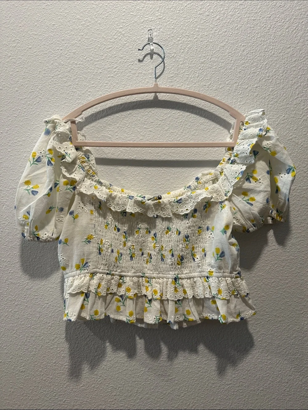 Zara light cream