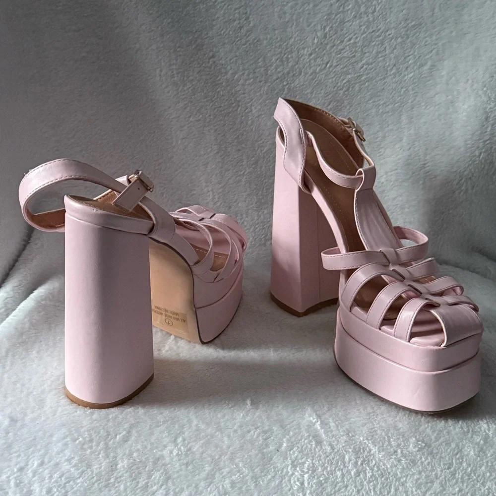 Lady Godiva step up