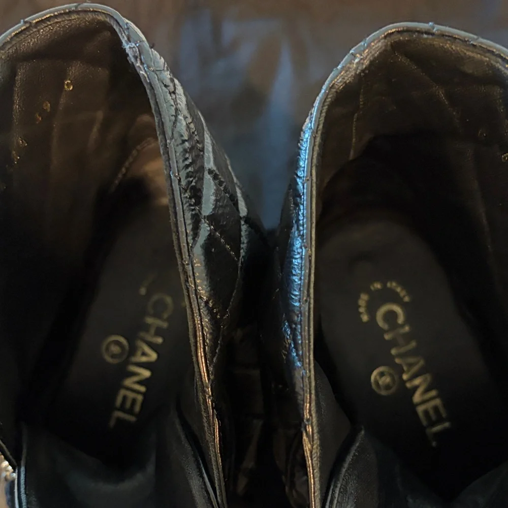 CHANEL 21a combat