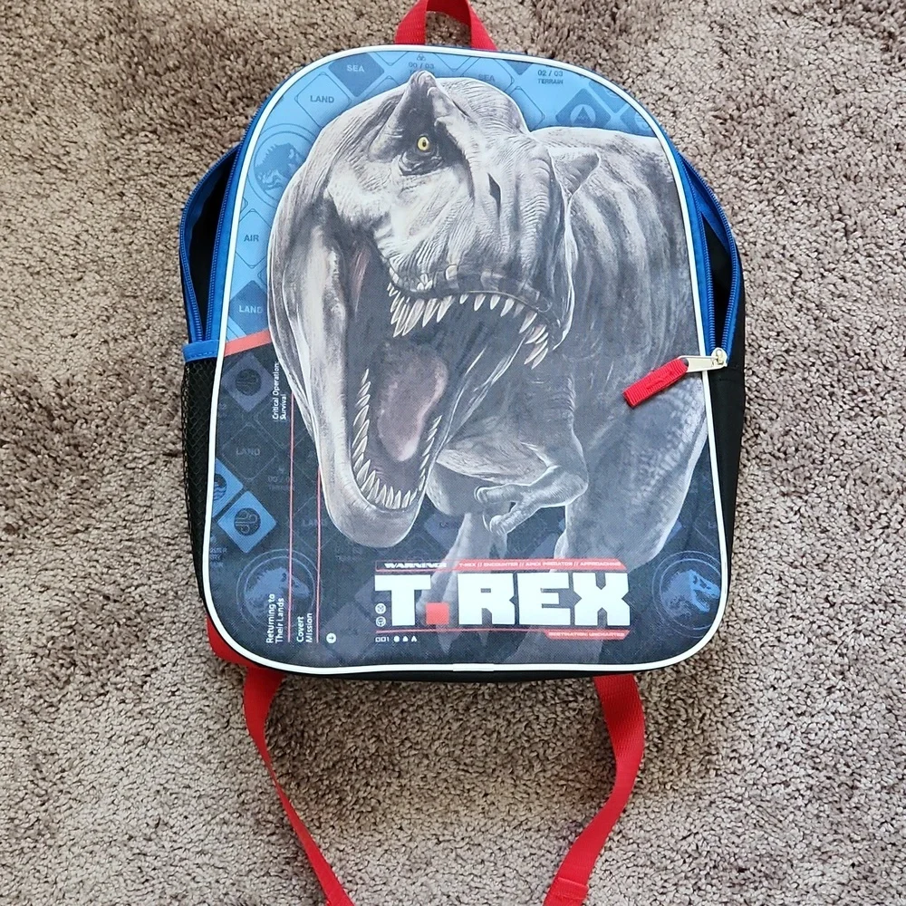 Universal nwt jurassic