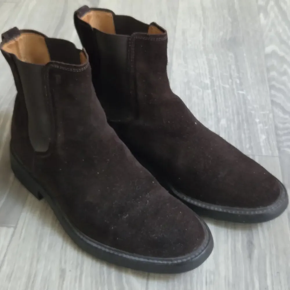 Tod's Men's 7.5 US /6.5 UK Shoes Chelsea Suede Boot