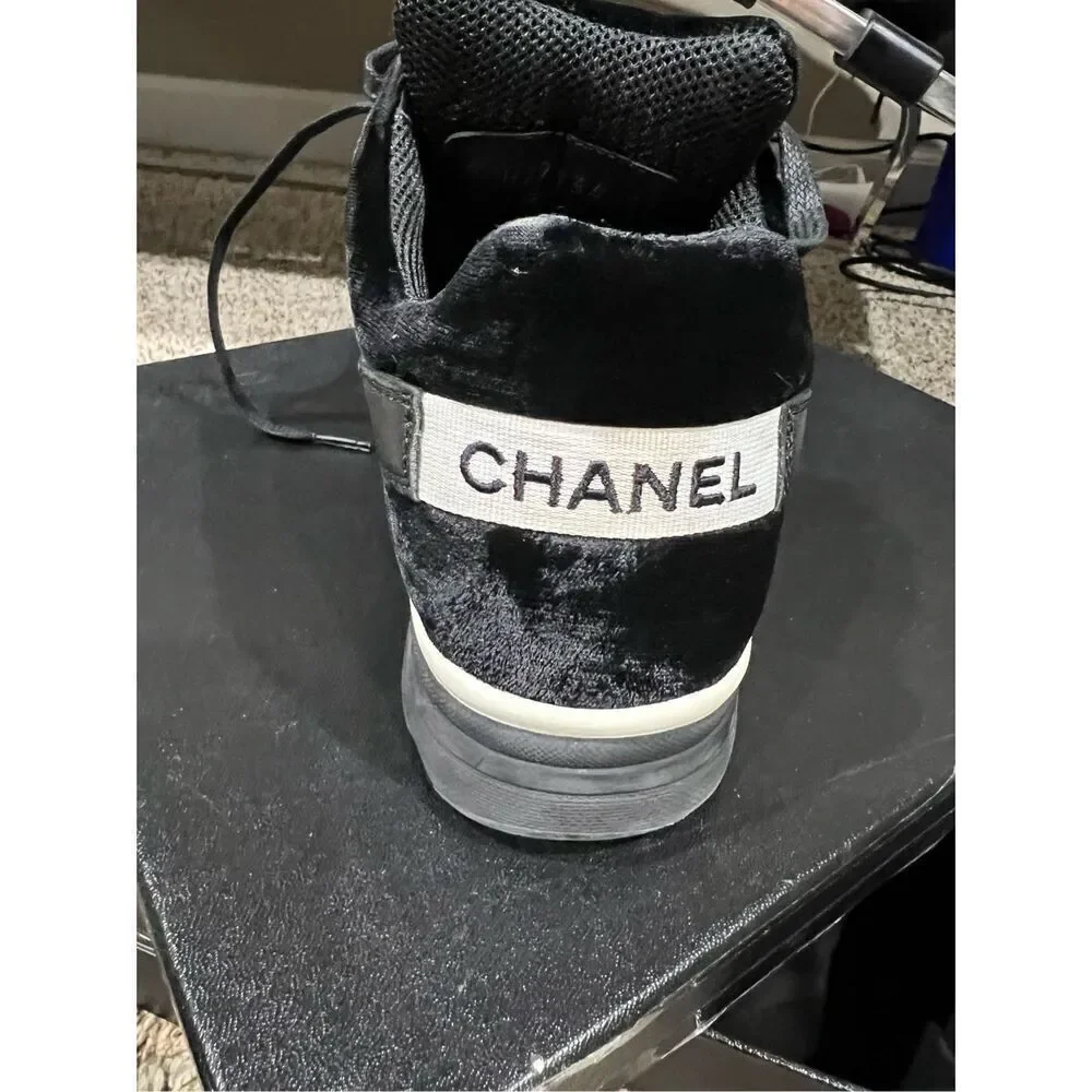 CHANEL great pre