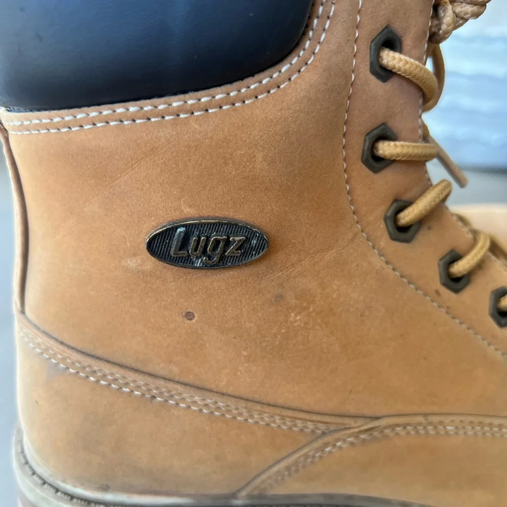 Lugz some wear