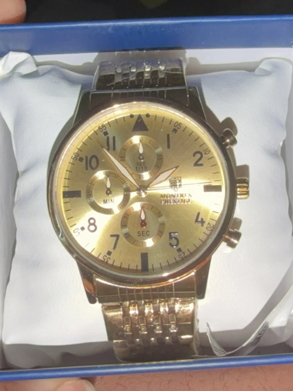 Invicta polished gold
