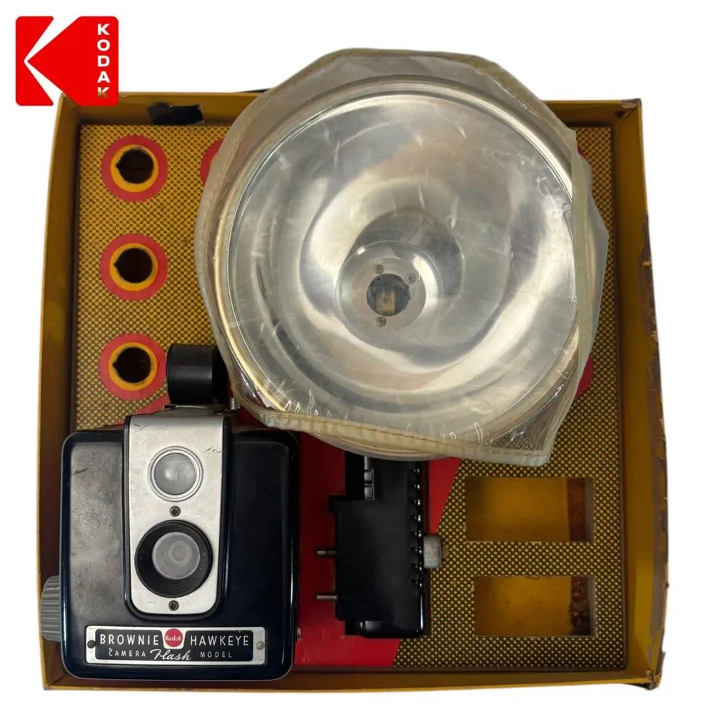 Vintage Kodak Brownie Hawkeye Flash Camera Box Set