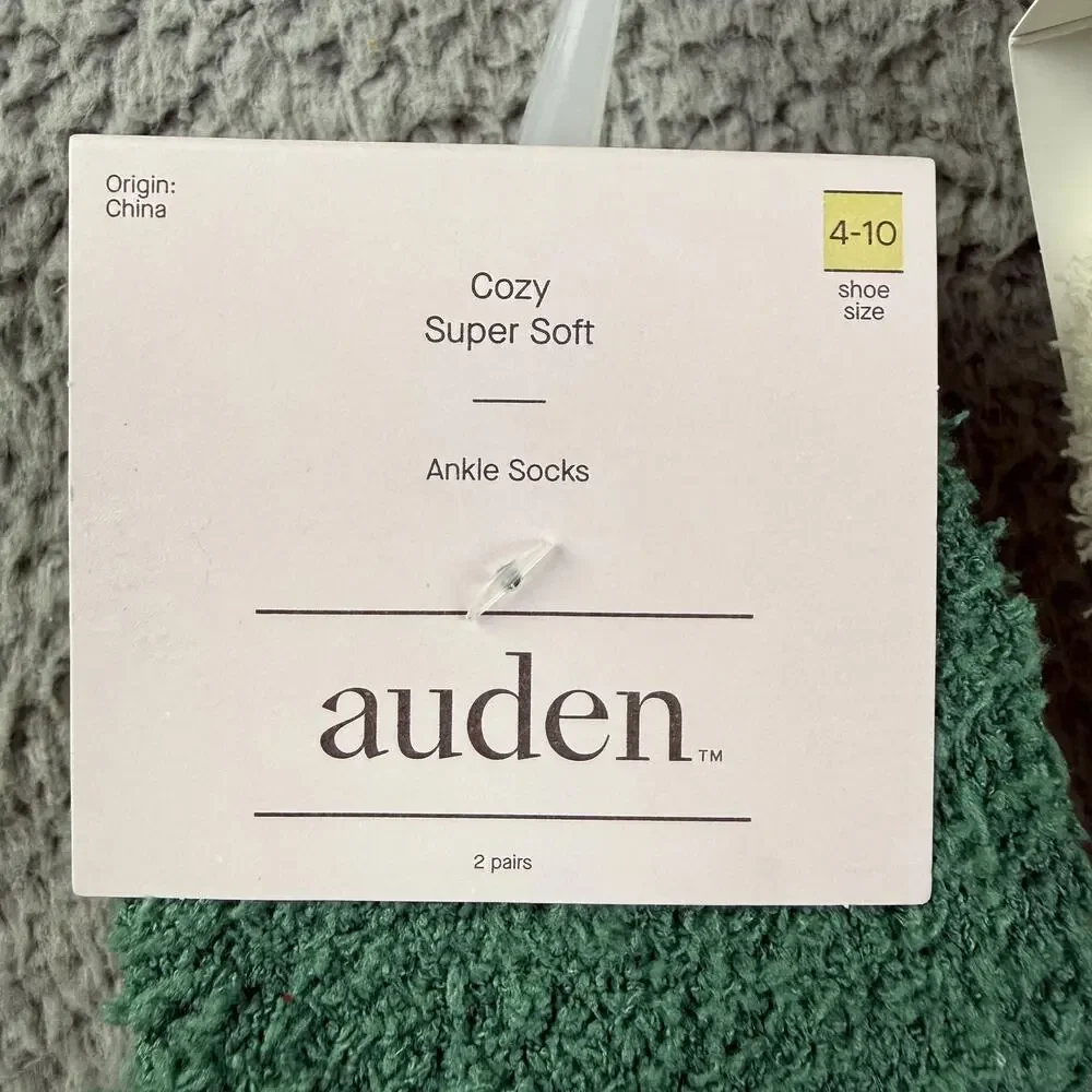 Auden lot cozy