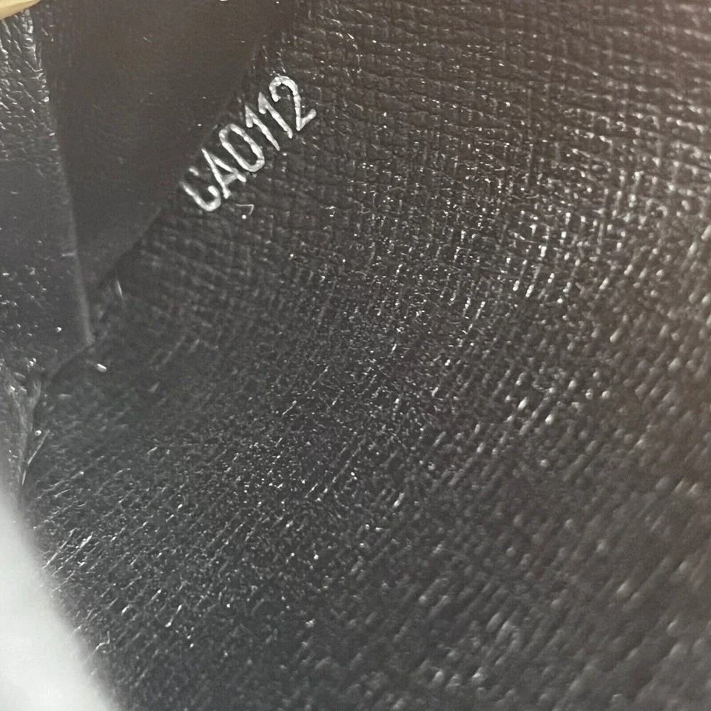 Louis Vuitton excellent good