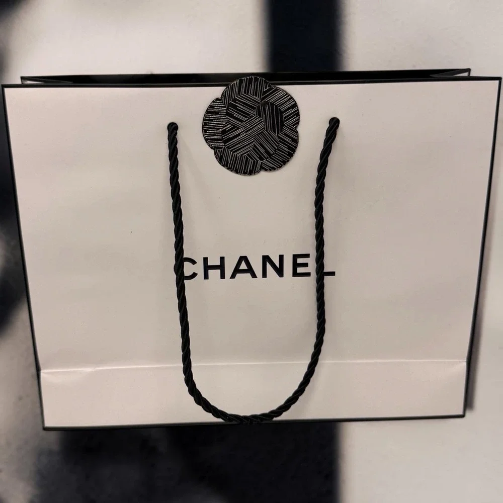 Chanel White Gift Bag Empty Small Camellia Flower Authentic Paper Shopping